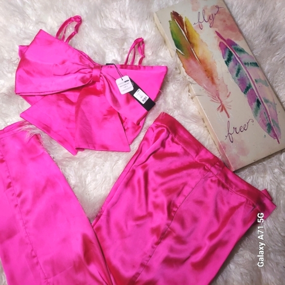 NWT Fashion Nova 2 piece Sienna Satin High Waist Wide leg Pant Bow Top Set 11/13 - Picture 7 of 15